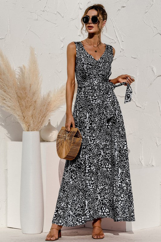 Tie Detail Maxi Dress - Faylinn & Co