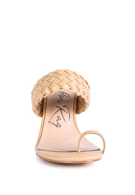 HIGH PERKS WOVEN STRAP TOE RING SANDALS - Faylinn & Co