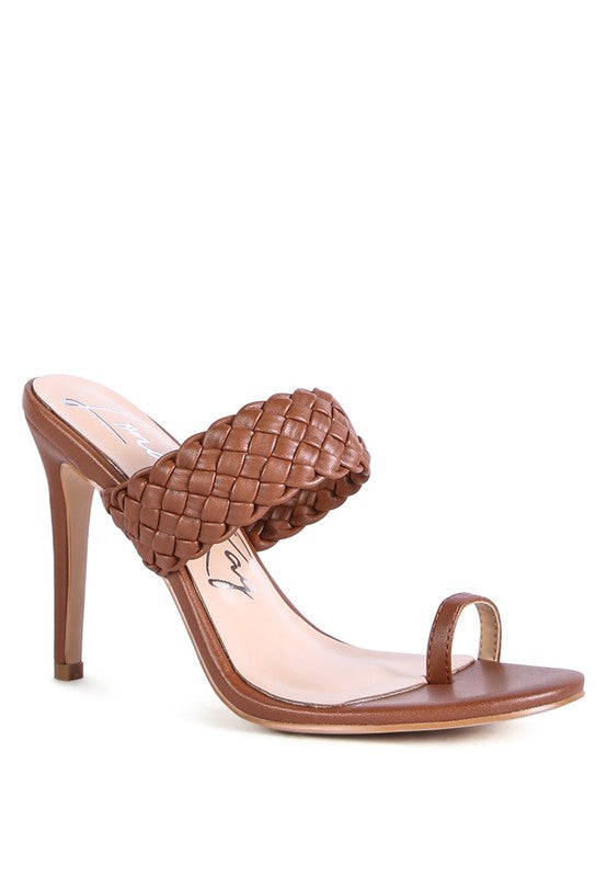 HIGH PERKS WOVEN STRAP TOE RING SANDALS - Faylinn & Co