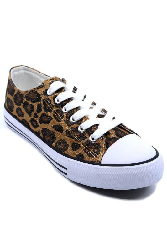 Lace up Classic Sneaker - Faylinn & Co
