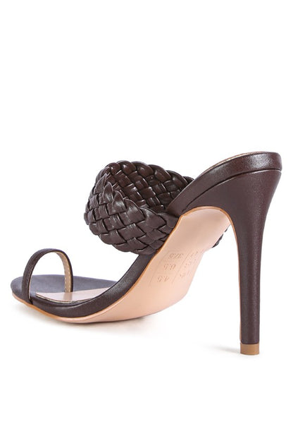 HIGH PERKS WOVEN STRAP TOE RING SANDALS - Faylinn & Co