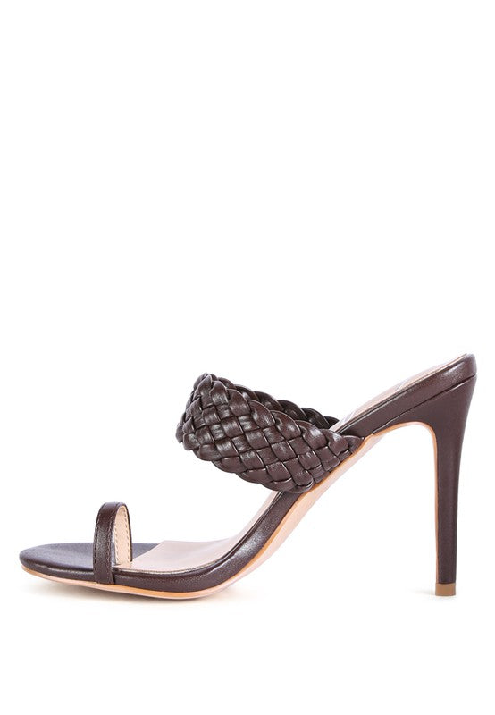 HIGH PERKS WOVEN STRAP TOE RING SANDALS - Faylinn & Co