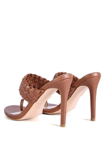 HIGH PERKS WOVEN STRAP TOE RING SANDALS - Faylinn & Co