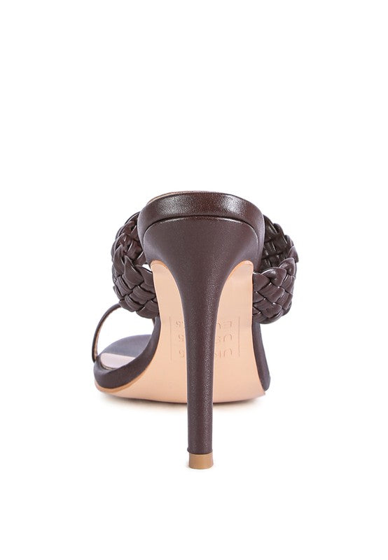 HIGH PERKS WOVEN STRAP TOE RING SANDALS - Faylinn & Co