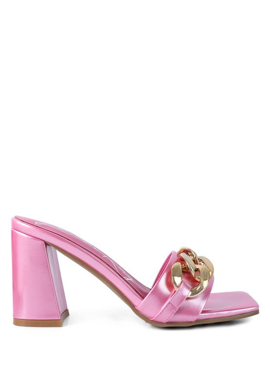 PLAYDOLL METAL CHAIN DETAIL BLOCK HEEL SANDAL - Faylinn & Co