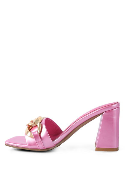 PLAYDOLL METAL CHAIN DETAIL BLOCK HEEL SANDAL - Faylinn & Co