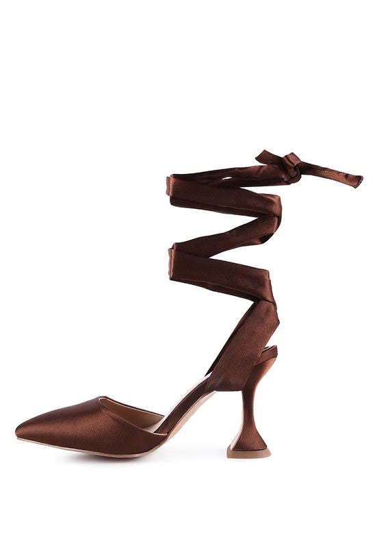 Fonda Pump - Faylinn & Co