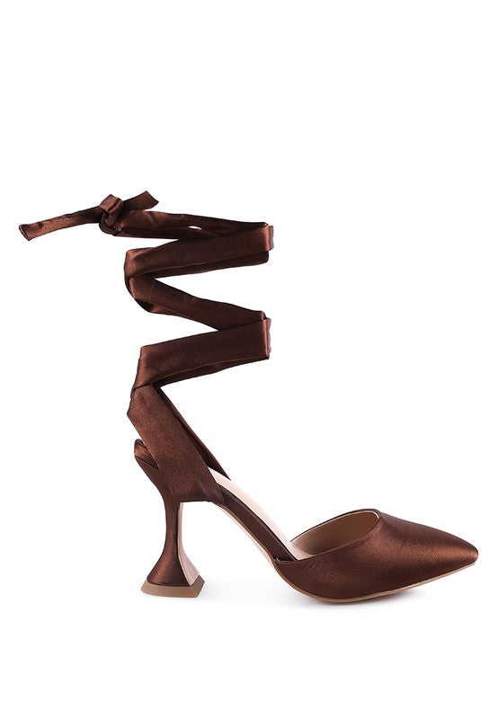 Fonda Pump - Faylinn & Co