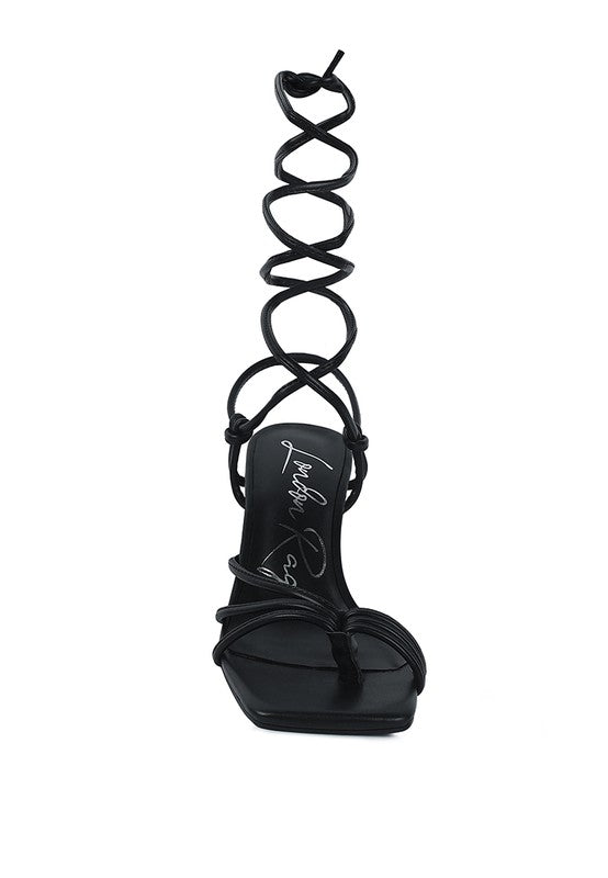 PIRI TOE RING TIE UP BLOCK SANDALS - Faylinn & Co