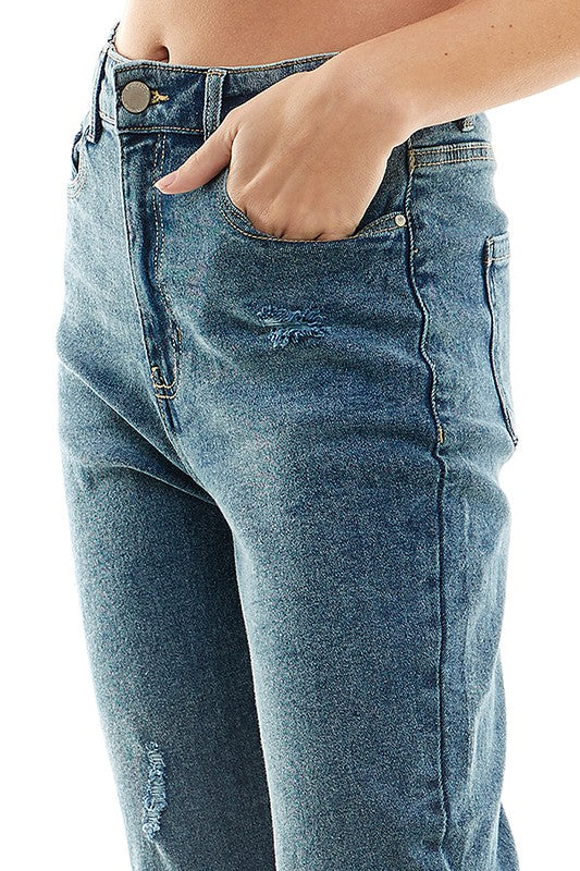 DISTRESSED DETAILED STRAIGHT LEG JEANS - Faylinn & Co