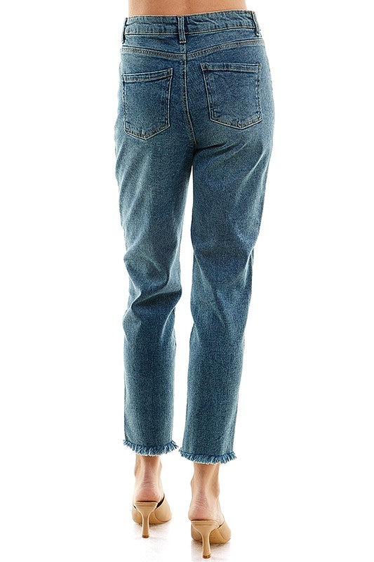 DISTRESSED DETAILED STRAIGHT LEG JEANS - Faylinn & Co