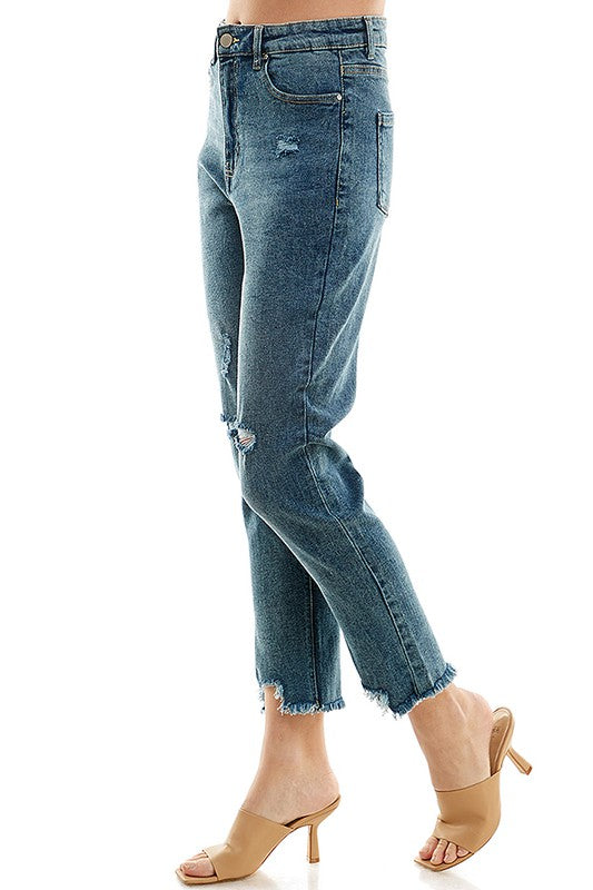 DISTRESSED DETAILED STRAIGHT LEG JEANS - Faylinn & Co