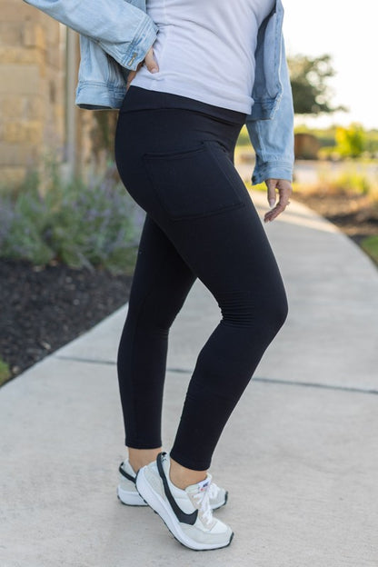 Black FULL LENGTH Leggings with POCKETS - Faylinn & Co