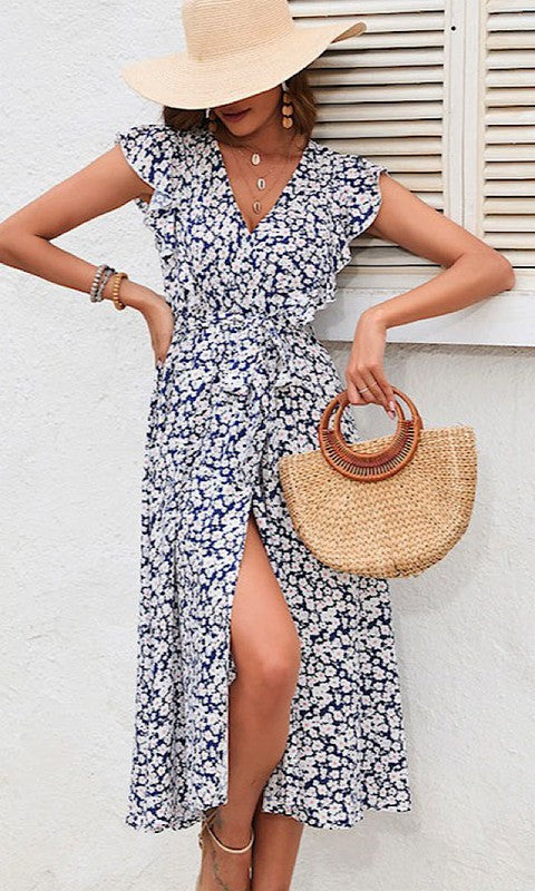 Floral V-neck dress - Faylinn & Co