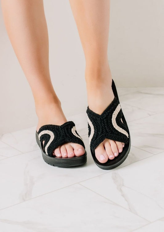 VERA SUMMER COLORFUL SANDALS - FLATS - Faylinn & Co