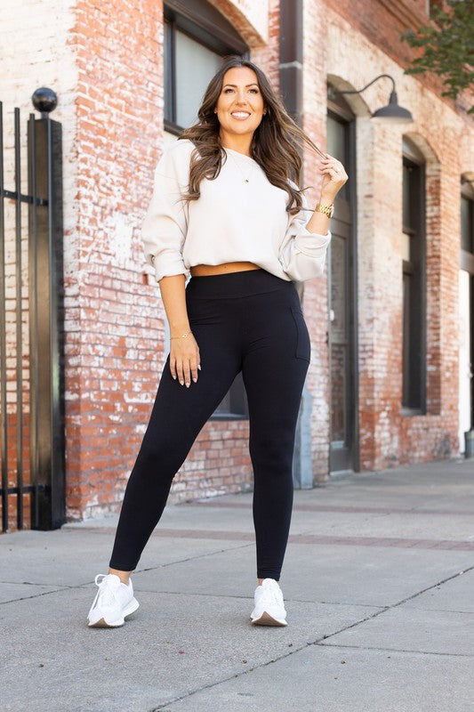 Black FULL LENGTH Leggings with POCKETS - Faylinn & Co