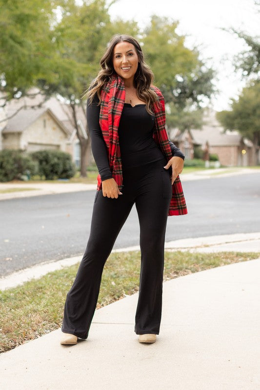 The Vanessa - 30 in Inseam Black Bootcut Leggings - Faylinn & Co