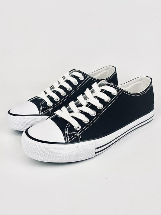 Lace up Classic Sneaker - Faylinn & Co